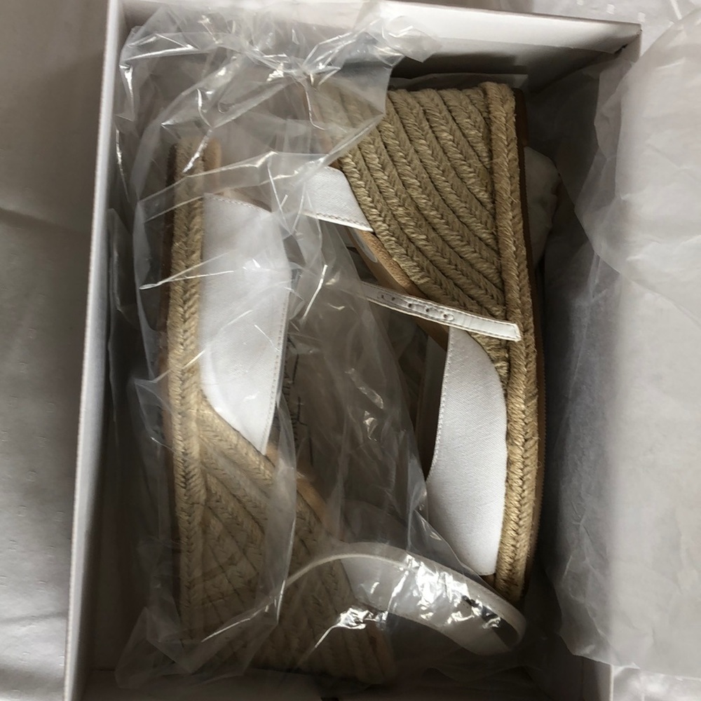 Ann Taylor Loft Sandal